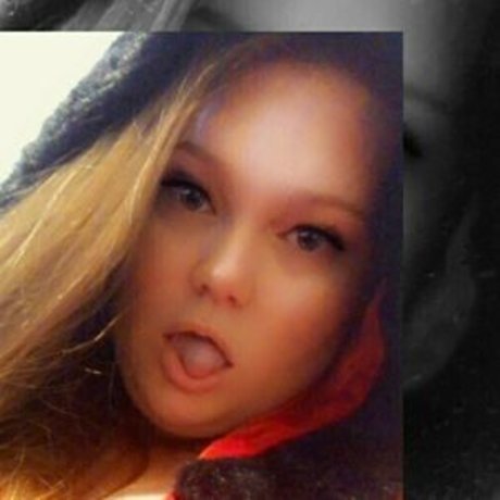 Nacktes geleaktes OnlyFans-Foto von Curvyredheadpromo