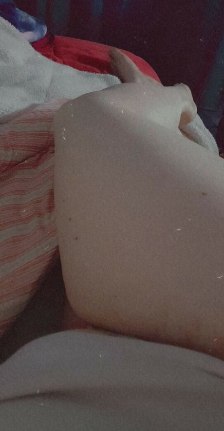 Nacktes geleaktes OnlyFans-Foto von Wafflesandpancakes
