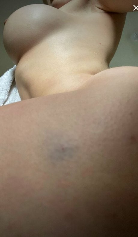 Nacktes geleaktes OnlyFans-Foto von Rosiris Contreras
