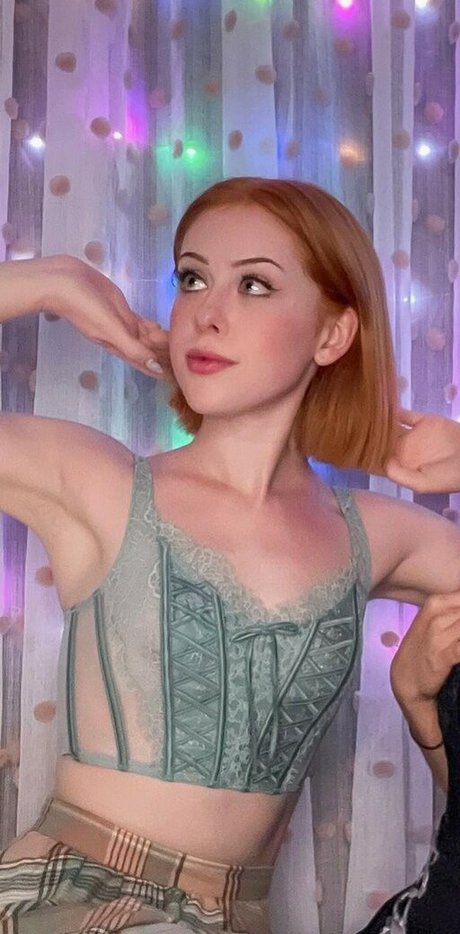 Nacktes geleaktes OnlyFans-Foto von Mallory Scheidel