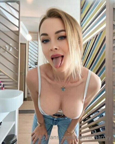 Nacktes geleaktes OnlyFans-Foto von Aalinacherryy
