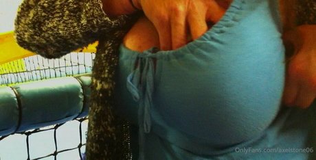 Nacktes geleaktes OnlyFans-Foto von Axelstone06