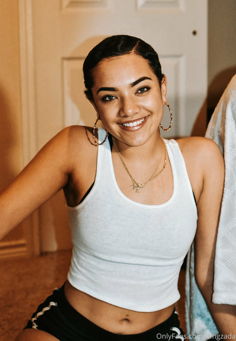 Nacktes geleaktes OnlyFans-Foto von Omgzada