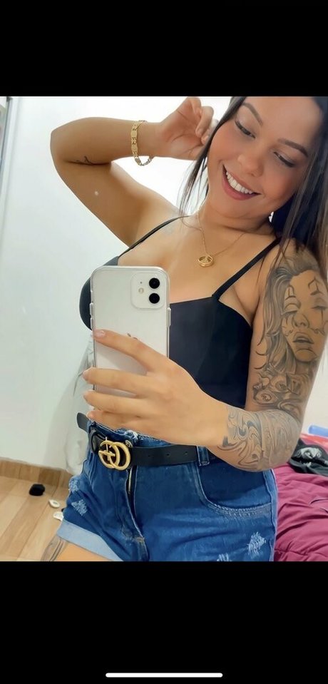 Nacktes geleaktes OnlyFans-Foto von Ofcbea