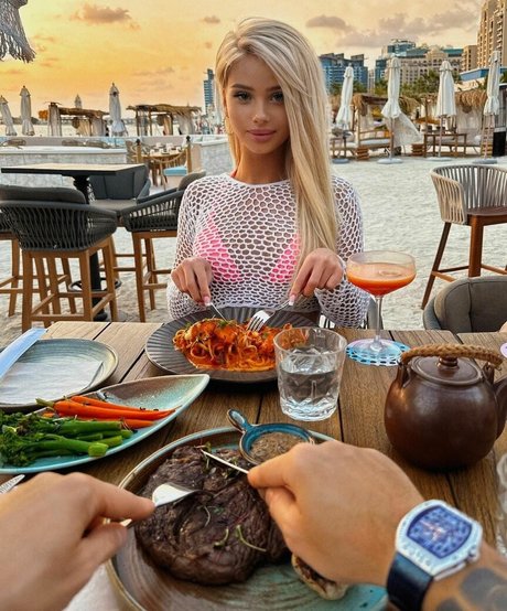 Nacktes geleaktes OnlyFans-Foto von Nastasia Still