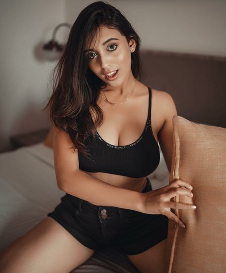Nacktes geleaktes OnlyFans-Foto von Rajasree
