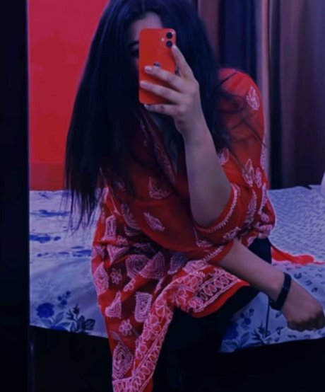 Nacktes geleaktes OnlyFans-Foto von Tejaswipandeyy