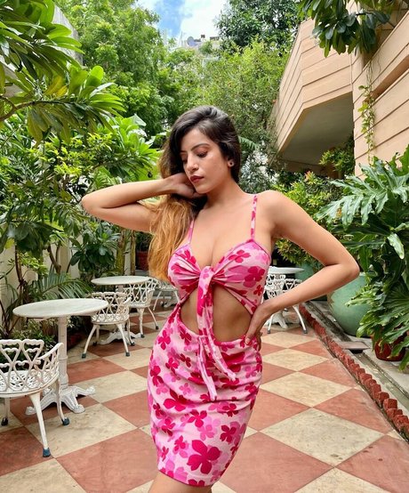Nacktes geleaktes OnlyFans-Foto von Akshita Dutta