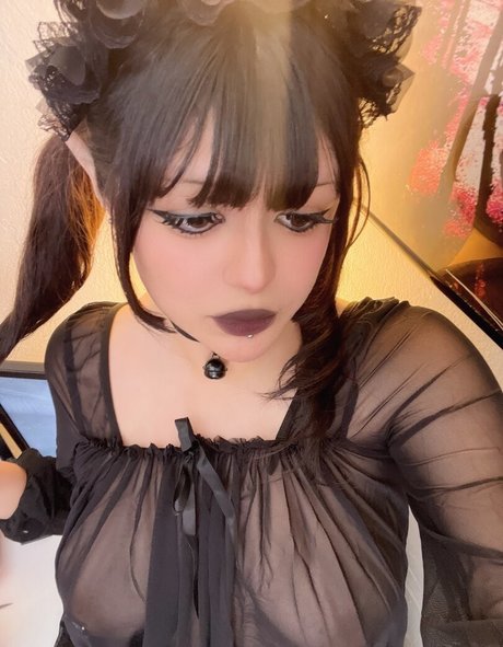 Lewdgirlfriend