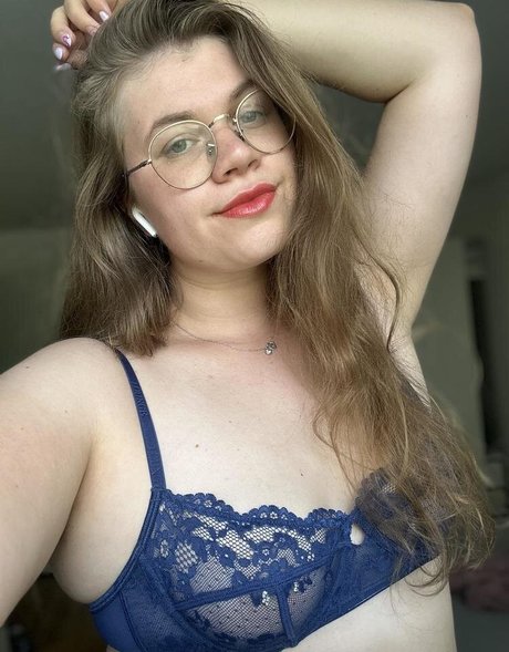 Nacktes geleaktes OnlyFans-Foto von Lina Love