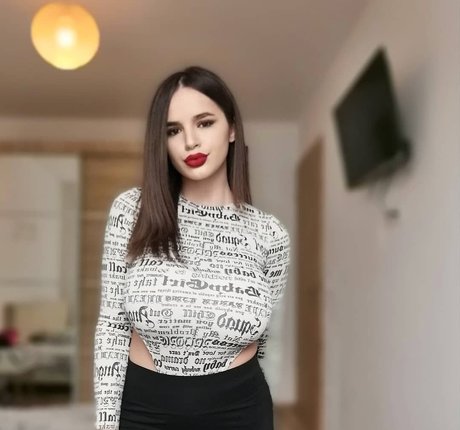 Denisa R Maria