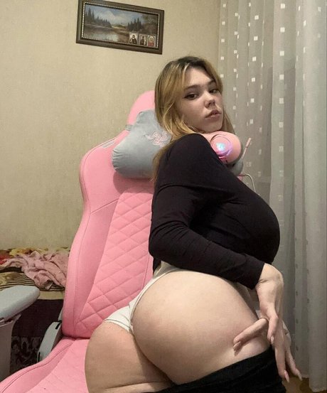 Nacktes geleaktes OnlyFans-Foto von Kittykett