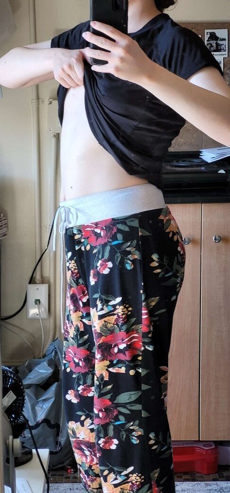 Nacktes geleaktes OnlyFans-Foto von Nicoknut