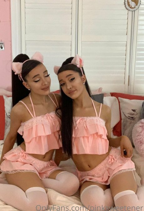 Nacktes geleaktes OnlyFans-Foto von Pinkswt