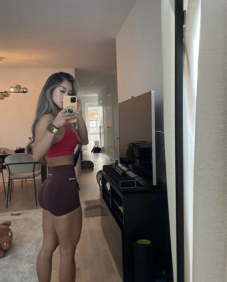 Nacktes geleaktes OnlyFans-Foto von Theaphysique