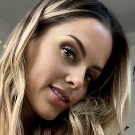Nacktes geleaktes OnlyFans-Foto von Maddy Morello