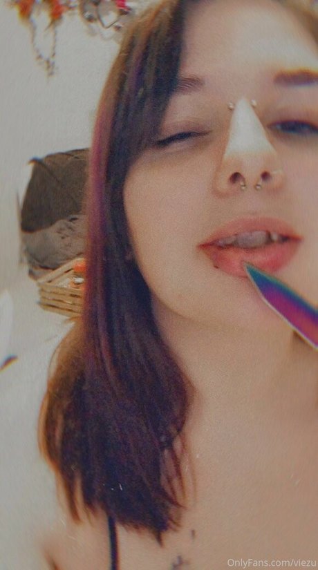 Nacktes geleaktes OnlyFans-Foto von Viezu