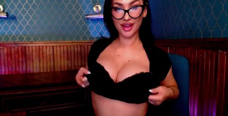 Ariarosexxx