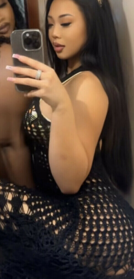 Nacktes geleaktes OnlyFans-Foto von Thailiian