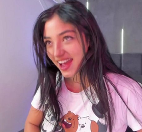 Nacktes geleaktes OnlyFans-Foto von Anasofiahenaov555