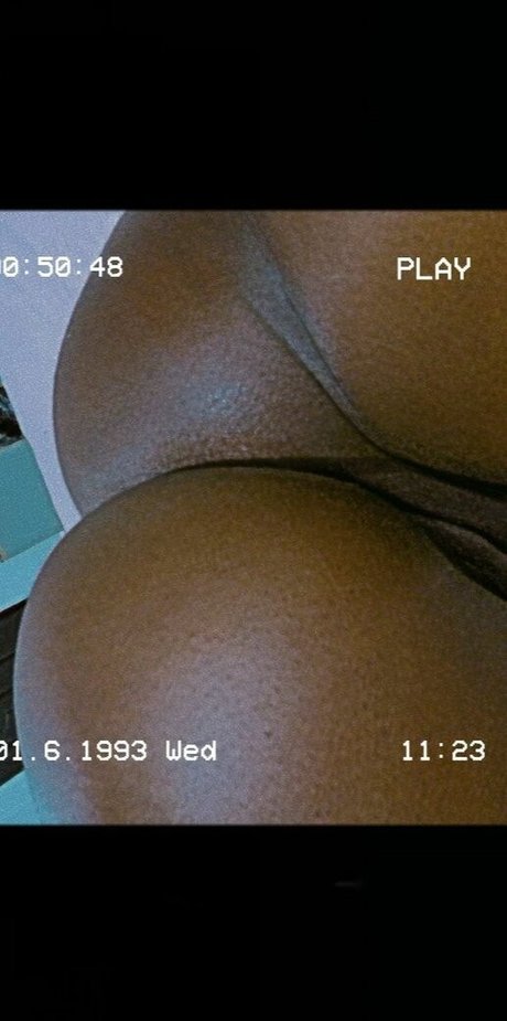 Nacktes geleaktes OnlyFans-Foto von Aphroditethewitch