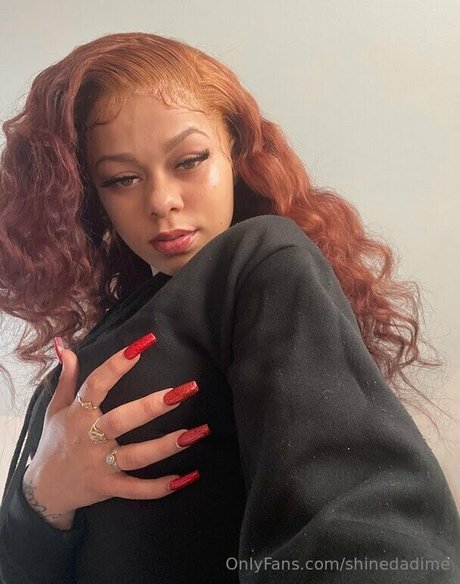 Nacktes geleaktes OnlyFans-Foto von Shinedadime