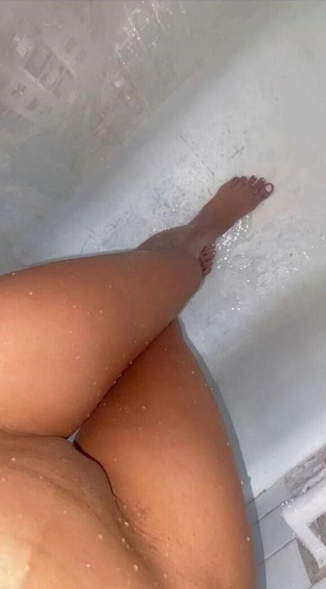 Nacktes geleaktes OnlyFans-Foto von Fiona Duraku