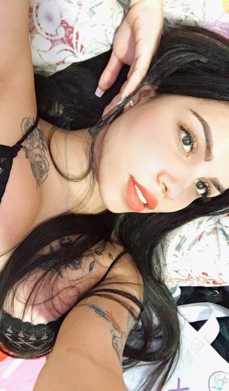 Nacktes geleaktes OnlyFans-Foto von Girldollx