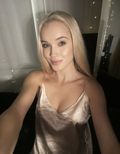 Nacktes geleaktes OnlyFans-Foto von Skyressvip