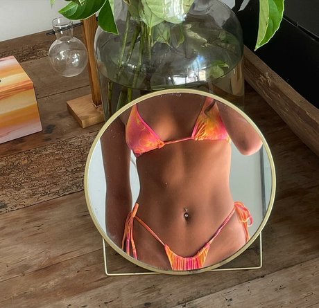 Nacktes geleaktes OnlyFans-Foto von Yasmin Prenter