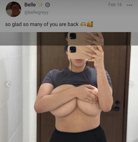Nacktes geleaktes OnlyFans-Foto von Bellegreyy