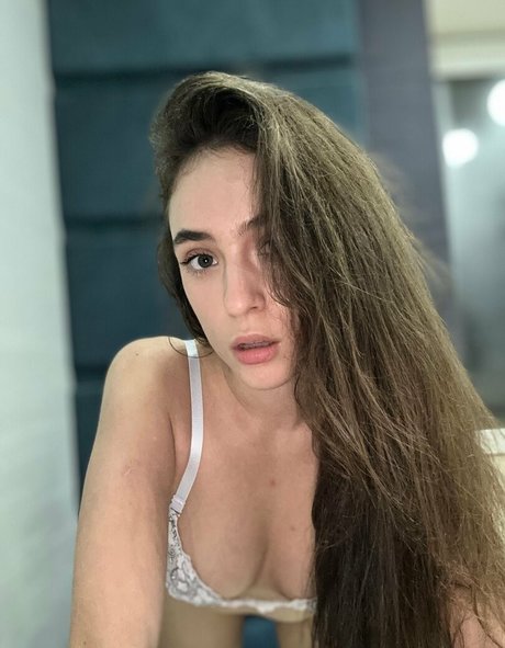 Nacktes geleaktes OnlyFans-Foto von Alinasweet