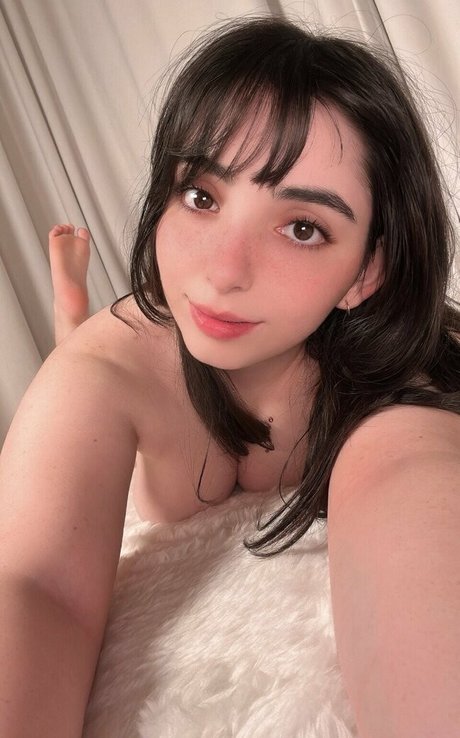 Nacktes geleaktes OnlyFans-Foto von Defiantpanda