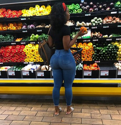 Nacktes geleaktes OnlyFans-Foto von Edwina Wehjla