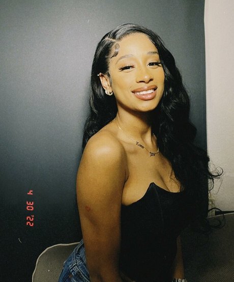 Nacktes geleaktes OnlyFans-Foto von Capeverdian