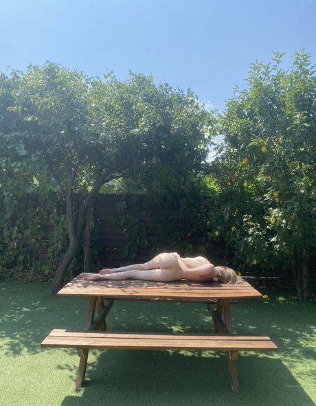 Nacktes geleaktes OnlyFans-Foto von Zovimenyaannie