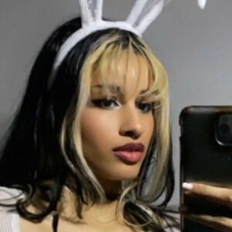 Nacktes geleaktes OnlyFans-Foto von Deeskelliton