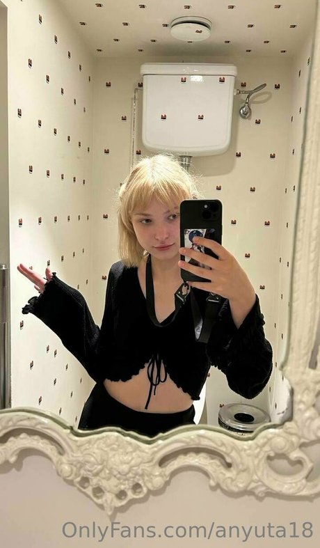 Nacktes geleaktes OnlyFans-Foto von Anyuta18