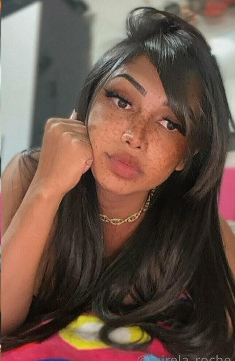 Mirela Roche