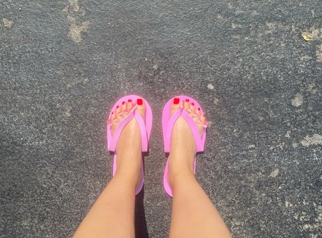 Etherealdemiefeet