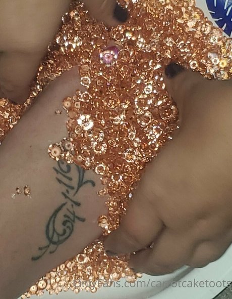 Nacktes geleaktes OnlyFans-Foto von Carrotcaketoots