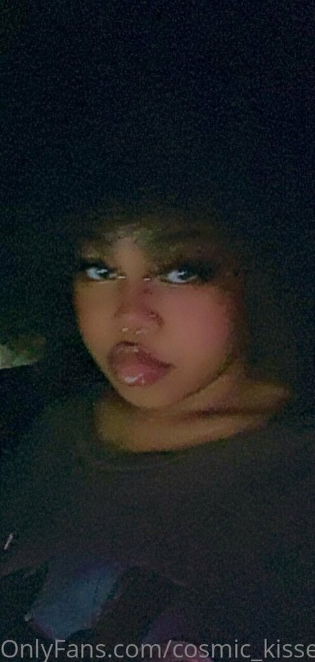 Nacktes geleaktes OnlyFans-Foto von Cosmickisses20