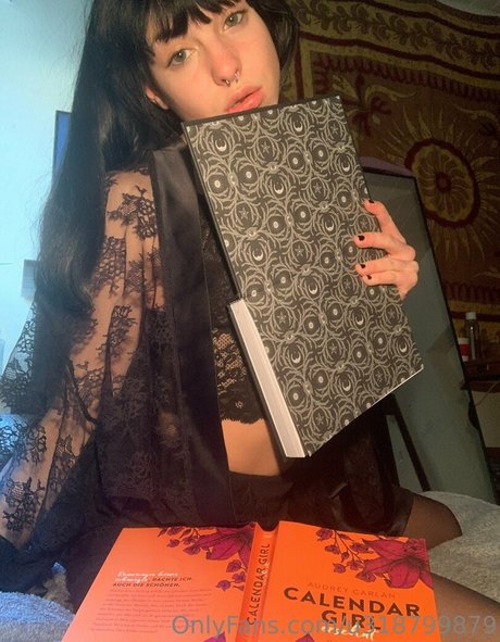Nacktes geleaktes OnlyFans-Foto von Allyalden