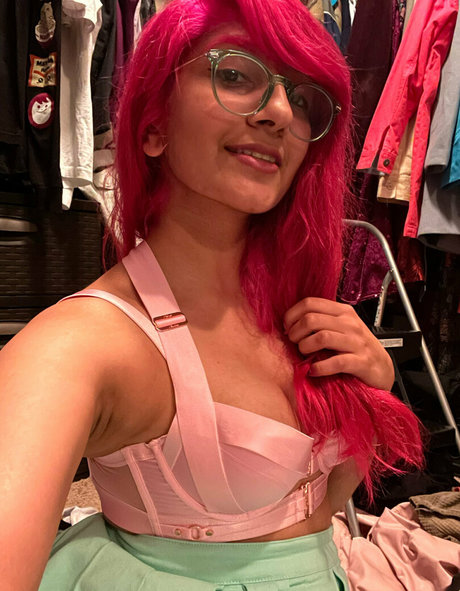 Nacktes geleaktes OnlyFans-Foto von Currymyfavor