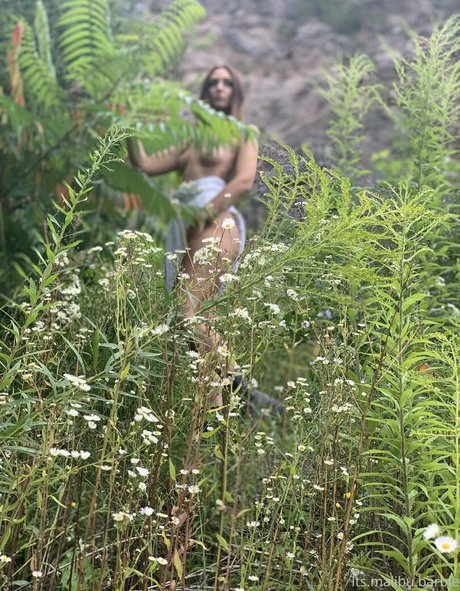 Nacktes geleaktes OnlyFans-Foto von Malibubarbiexx