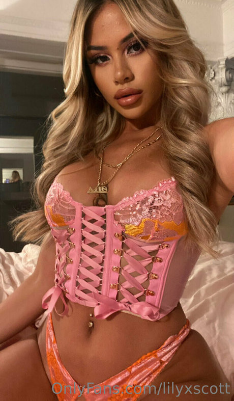Lilyxscott