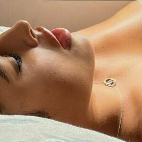Nacktes geleaktes OnlyFans-Foto von Vivendoatres