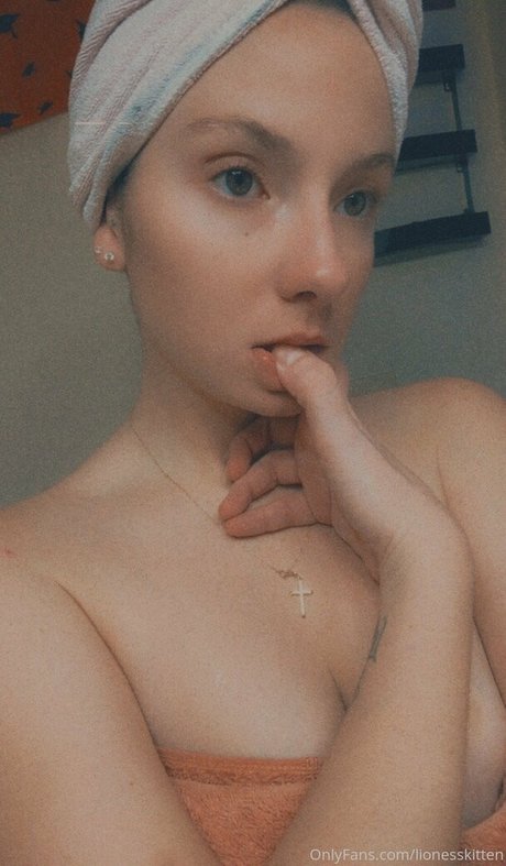 Nacktes geleaktes OnlyFans-Foto von Lionesskitten