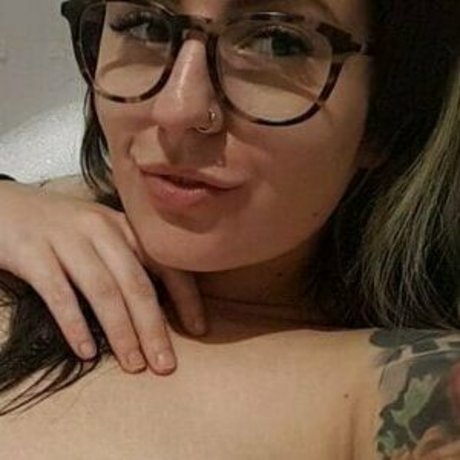 Nacktes geleaktes OnlyFans-Foto von Foxxystarlight
