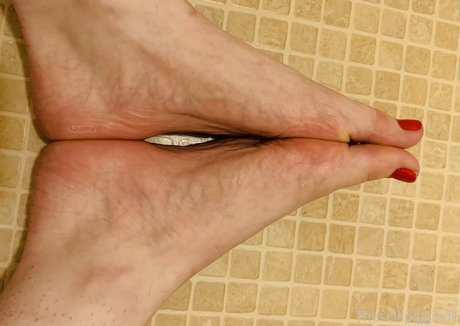 Nacktes geleaktes OnlyFans-Foto von Theselilpiggie6